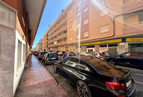 Herverkoop - Appartement / Flat -
Torrevieja - Curva del Palangre