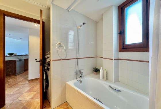 Herverkoop - Appartement / Flat -
Torrevieja - Punta Prima
