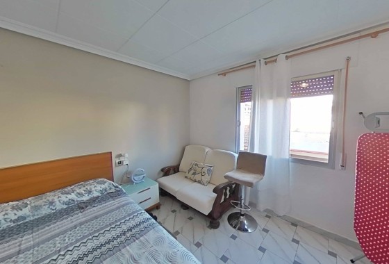 Venta - Apartamento / Piso -
Pilar de la Horadada