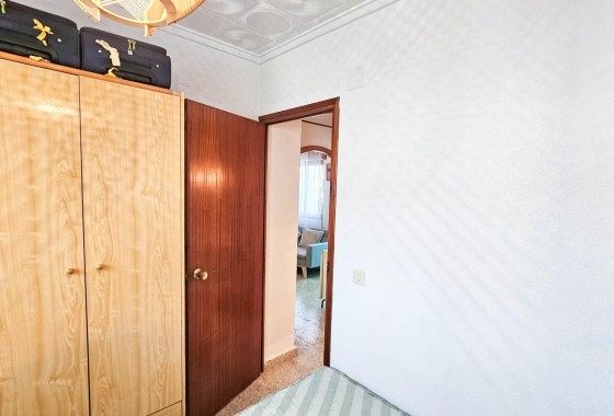 Herverkoop - Appartement / Flat -
Torrevieja - Torretas