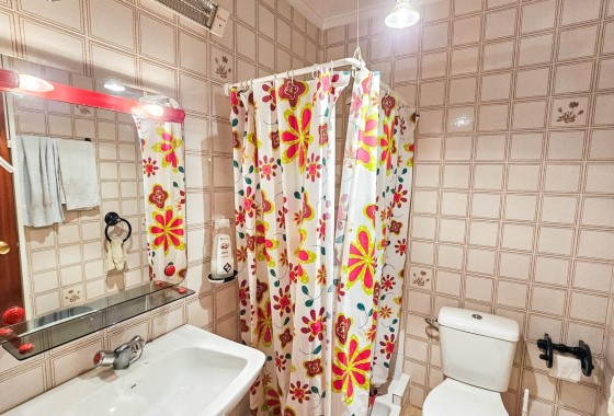 Herverkoop - Appartement / Flat -
Torrevieja - Torretas