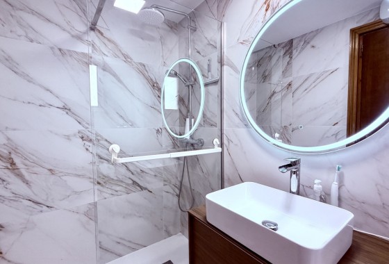 Herverkoop - Appartement / Flat -
Alicante - Alicante (Alacant)