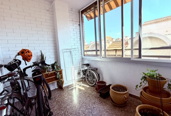 Herverkoop - Appartement / Flat -
Alicante - Alicante (Alacant)