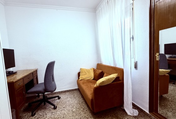 Herverkoop - Appartement / Flat -
Alicante - Alicante (Alacant)