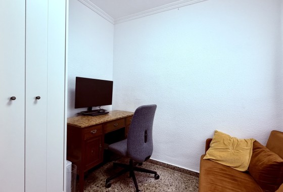 Herverkoop - Appartement / Flat -
Alicante - Alicante (Alacant)