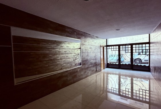 Herverkoop - Appartement / Flat -
Alicante - Alicante (Alacant)
