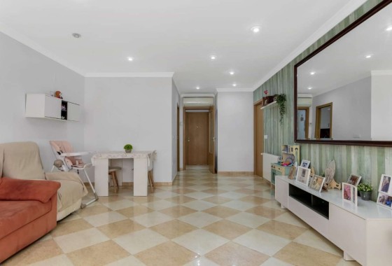 Resale - Apartment / Flat -
Calpe