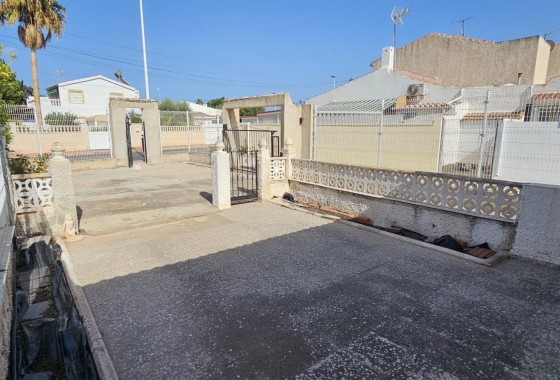 Wiederverkauf - Reihenhaus -
Torrevieja - Torreta florida