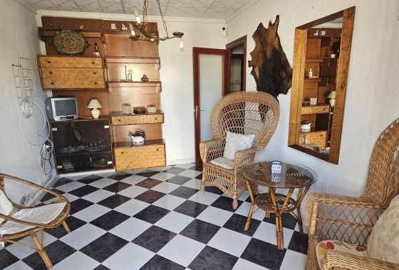 Wiederverkauf - Reihenhaus -
Torrevieja - Torreta florida