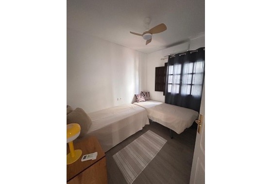 Wiederverkauf - Wohnung / Apartment -
Torrevieja - Torre la mata