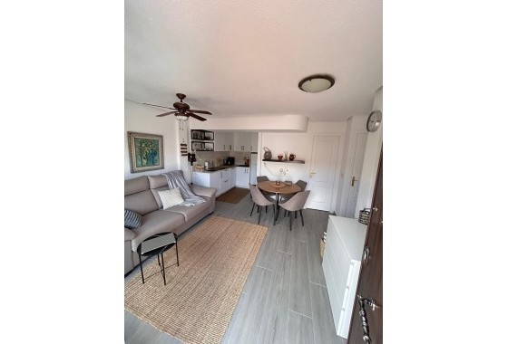 Wiederverkauf - Wohnung / Apartment -
Torrevieja - Torre la mata