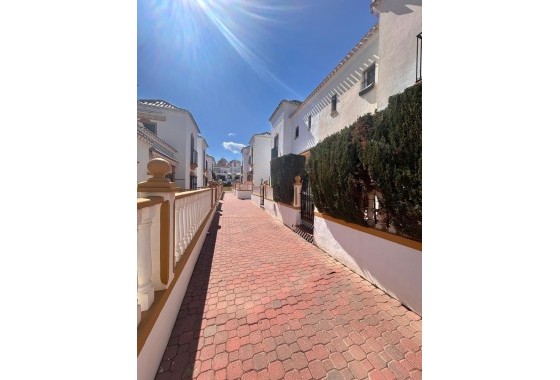 Wiederverkauf - Wohnung / Apartment -
Torrevieja - Torre la mata
