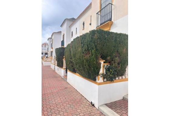 Wiederverkauf - Wohnung / Apartment -
Torrevieja - Torre la mata