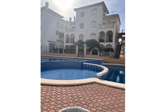 Wiederverkauf - Wohnung / Apartment -
Torrevieja - Torre la mata