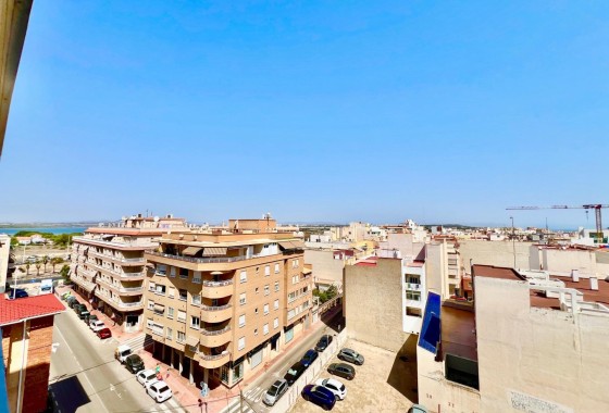 Wiederverkauf - Wohnung / Apartment -
Torrevieja - La Mata