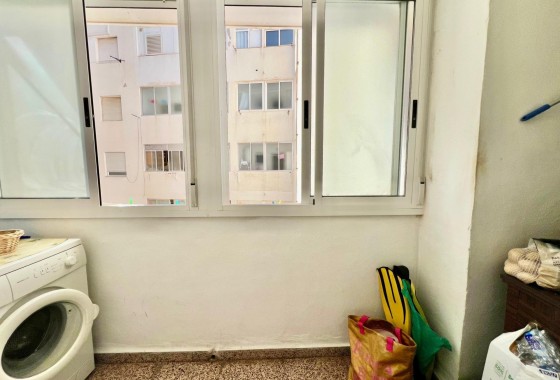 Wiederverkauf - Wohnung / Apartment -
Torrevieja - La Mata