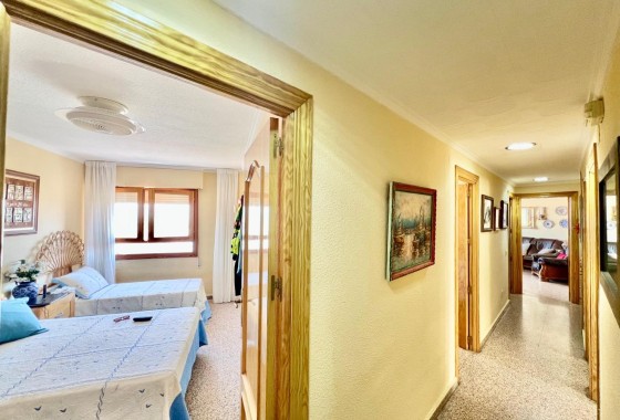 Wiederverkauf - Wohnung / Apartment -
Torrevieja - La Mata