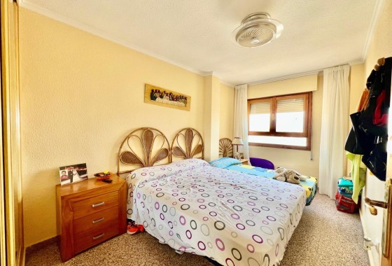 Wiederverkauf - Wohnung / Apartment -
Torrevieja - La Mata