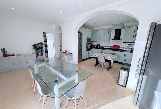 Revente - Villa Individuelle -
Gea y Truyols