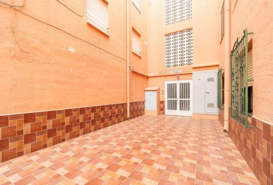 Herverkoop - Appartement / Flat -
Torrevieja - Playa de los Naufragos