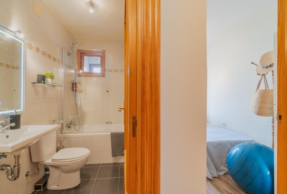 Herverkoop - Appartement / Flat -
Torrevieja - Playa de los Naufragos