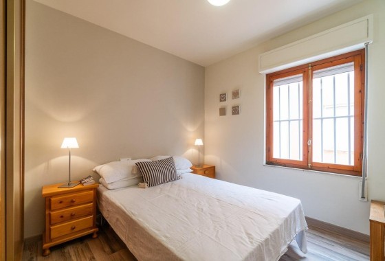 Herverkoop - Appartement / Flat -
Torrevieja - Playa de los Naufragos