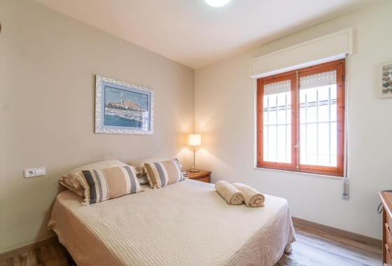 Herverkoop - Appartement / Flat -
Torrevieja - Playa de los Naufragos