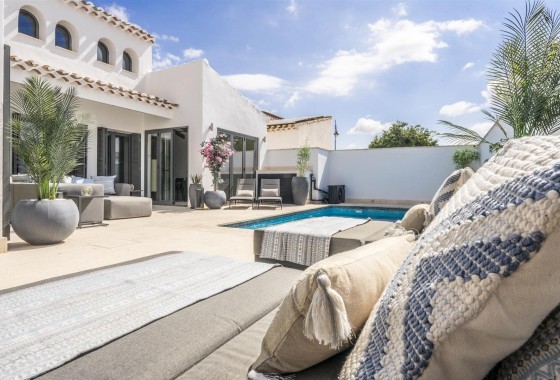 Resale - Detached Villa -
El Valle Golf Resort