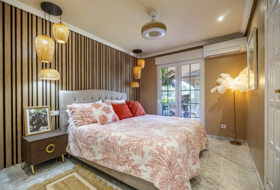 Herverkoop - Vrijstaande Villa -
La Manga del Mar Menor - La Manga