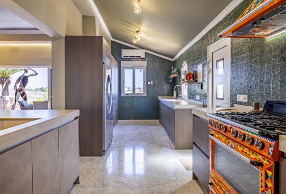 Herverkoop - Vrijstaande Villa -
La Manga del Mar Menor - La Manga