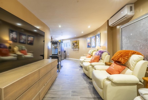 Herverkoop - Vrijstaande Villa -
La Manga del Mar Menor - La Manga