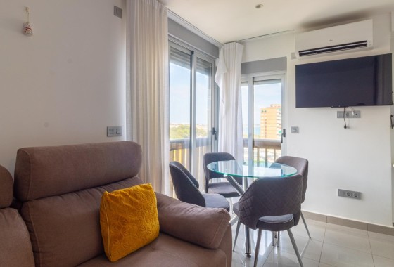Wiederverkauf - Wohnung / Apartment -
Orihuela Costa - Campoamor