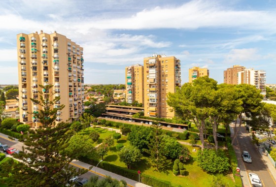 Wiederverkauf - Wohnung / Apartment -
Orihuela Costa - Campoamor