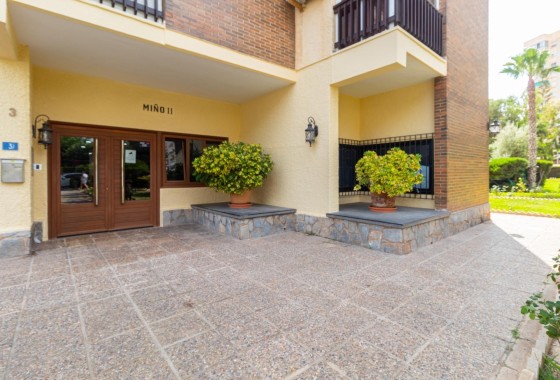Wiederverkauf - Wohnung / Apartment -
Orihuela Costa - Campoamor