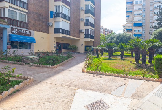 Wiederverkauf - Wohnung / Apartment -
Orihuela Costa - Campoamor