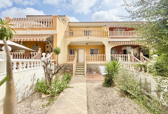 Herverkoop - Rijhuis -
Ciudad Quesada - Rojales - Doña Pepa
