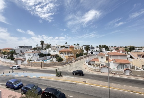 Resale - Apartment / Flat -
Villamartín