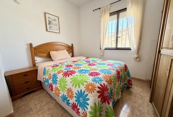 Venta - Chalet Independiente -
Benijofar