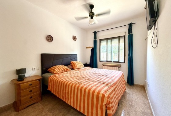 Venta - Chalet Independiente -
Benijofar