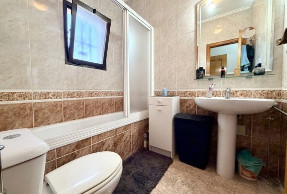 Venta - Chalet Independiente -
Benijofar