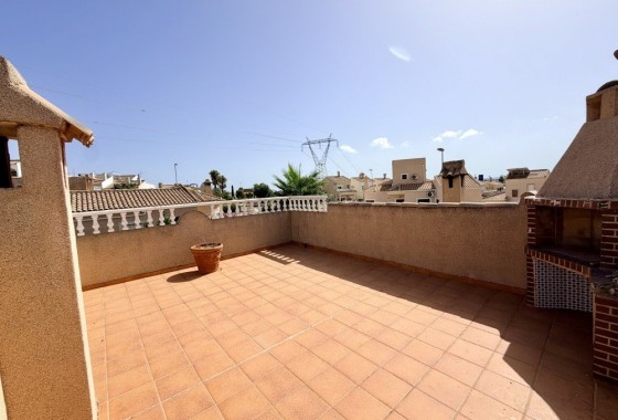 Venta - Chalet Independiente -
Benijofar