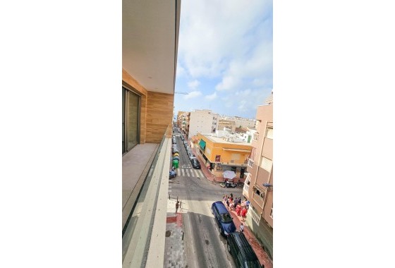 Wiederverkauf - Wohnung / Apartment -
Torrevieja - Playa del Cura