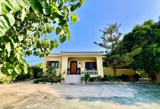 Herverkoop - Vrijstaande Villa -
Daya Vieja - Costa Blanca Sur