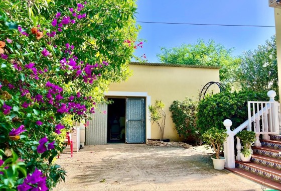 Herverkoop - Vrijstaande Villa -
Daya Vieja - Costa Blanca Sur