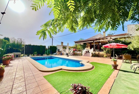 Herverkoop - Vrijstaande Villa -
Daya Vieja - Costa Blanca Sur