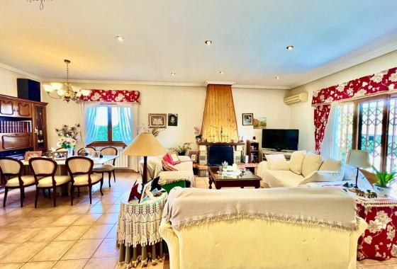 Herverkoop - Vrijstaande Villa -
Daya Vieja - Costa Blanca Sur