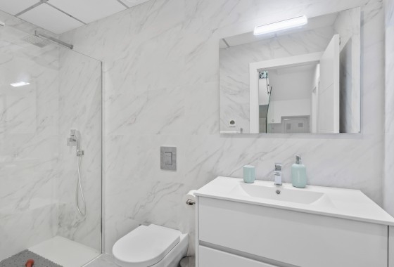 Venta - Chalet Independiente -
Algorfa