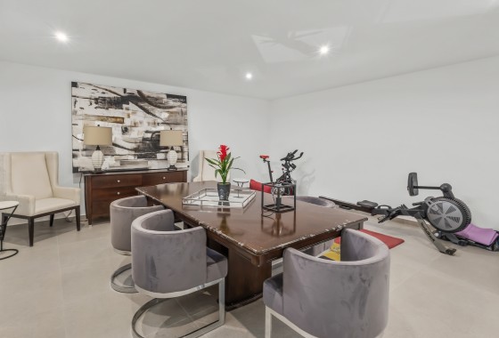 Venta - Chalet Independiente -
Algorfa