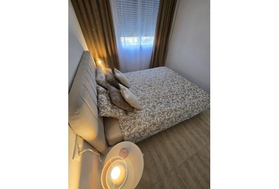 Wiederverkauf - Wohnung / Apartment -
Torrevieja - Torreblanca