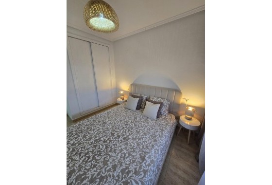 Wiederverkauf - Wohnung / Apartment -
Torrevieja - Torreblanca